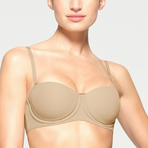 Fits everybody strapless Bra - Picture 5 of 5